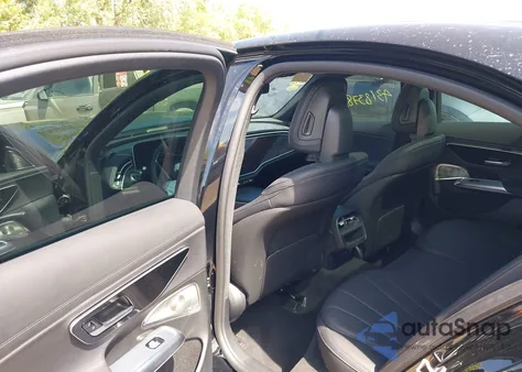 2024 Mercedes-Benz E 350 from USA, damaged, VIN W1KLF4HB0RA026412